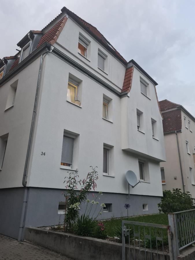 Charmantes Helles Zimmer Zentrumnah Und Naturnah Goppingen Bagian luar foto