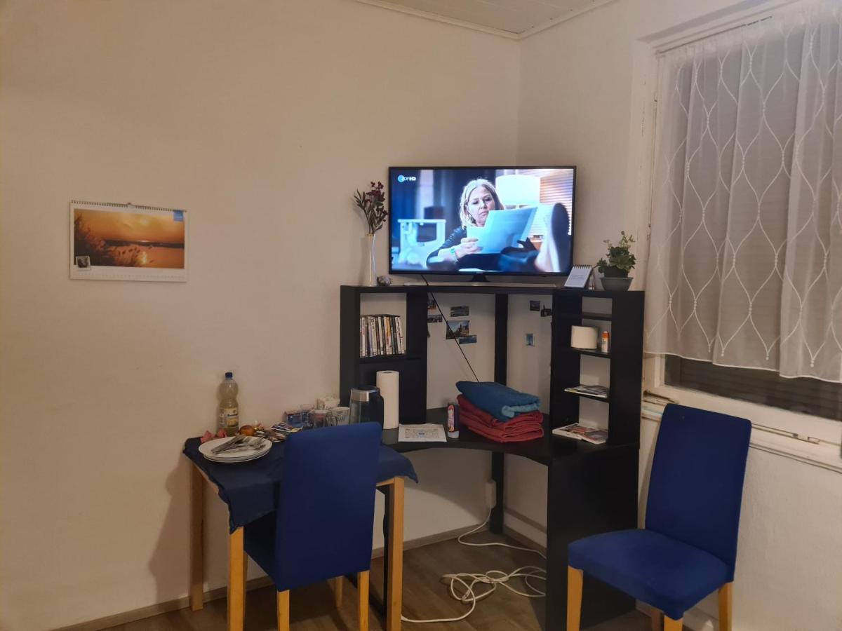 Charmantes Helles Zimmer Zentrumnah Und Naturnah Goppingen Bagian luar foto